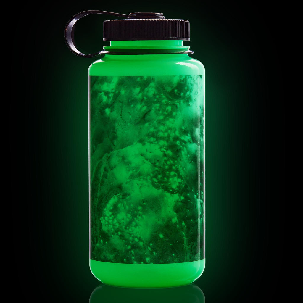 Nalgene product image: 32oz WM Glo Wyld P5 — 32oz WM Glo Wyld
