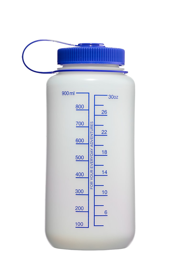 Nalgene product detail: 32oz Wide Mouth Ultralite Bottle S3 — 32oz Wide Mouth Ultralite Bottle